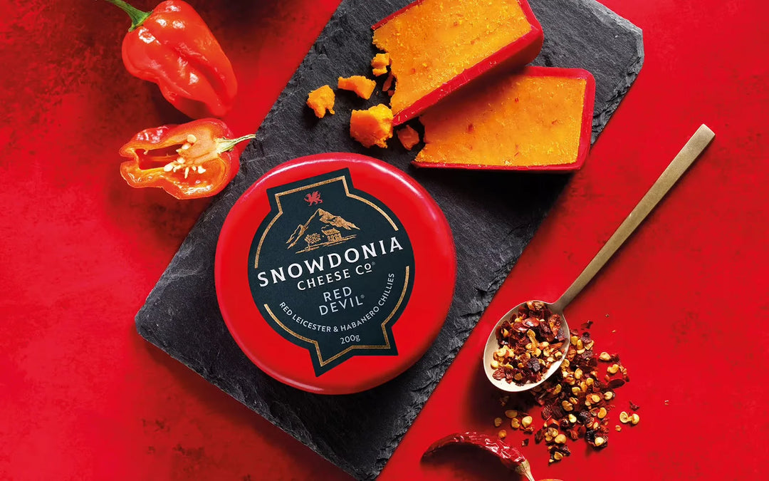 Red Devil (Chilli) 200g | Snowdonia Cheese | Anglesey Hamper Co.