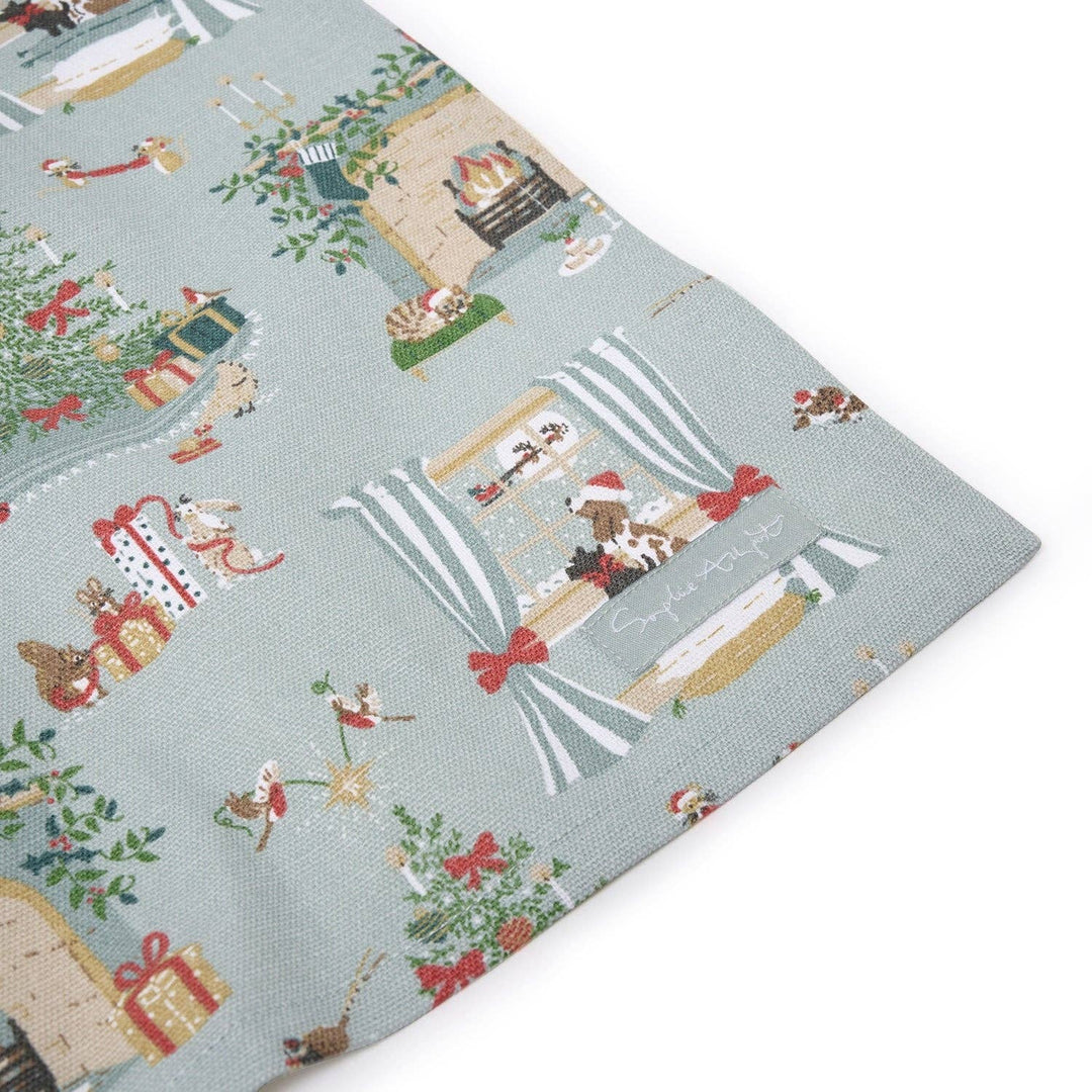 Cosy Christmas Table Runner: 35 x 200cm