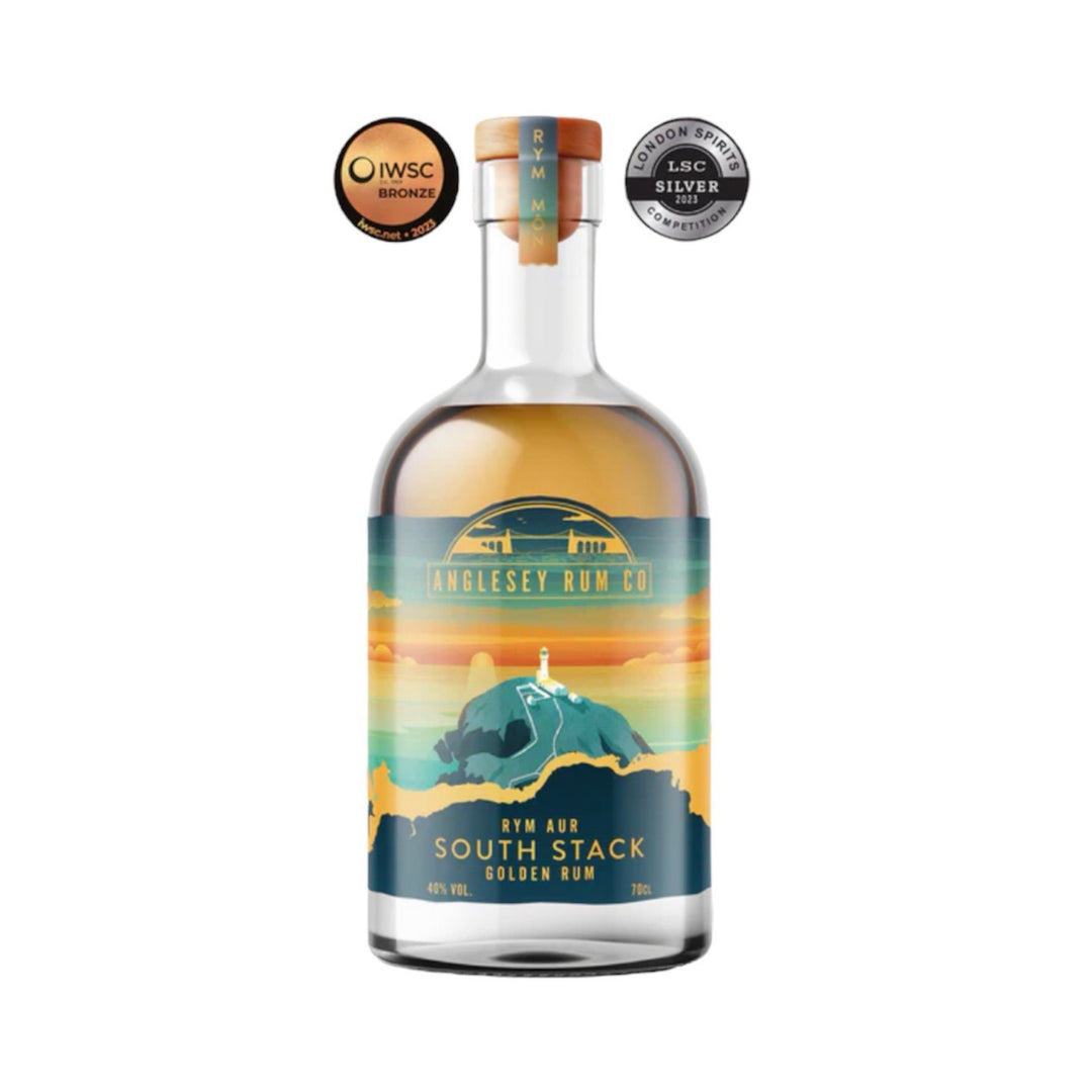 South Stack Golden Rum 70cl | Llanfairpwll Distillery | Anglesey Hamper Co.