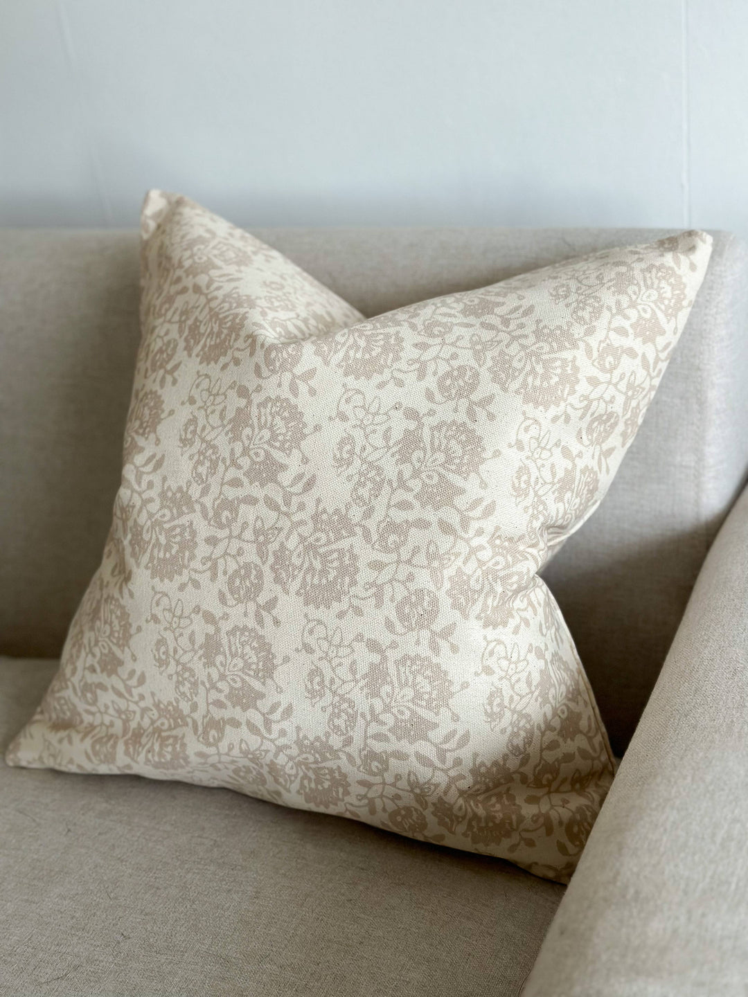 Aria Cotton Cushion Cover – Beige Print: 45 x 45 cm