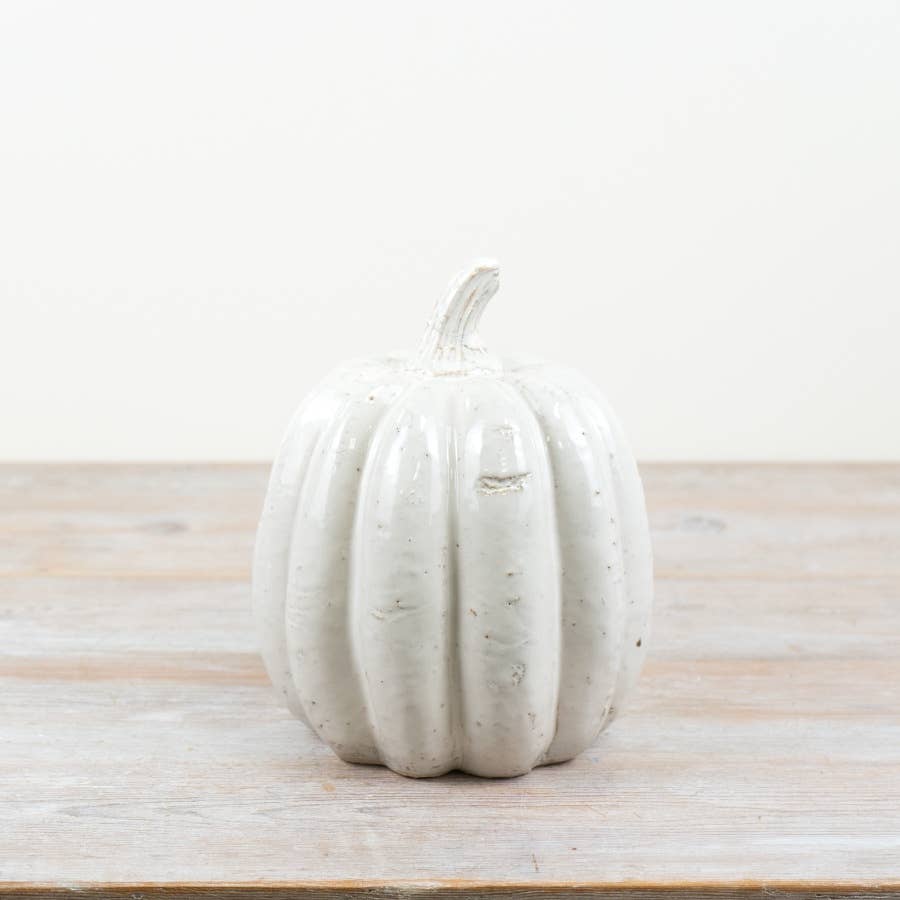 White Ceramic Pumpkin – 17cm